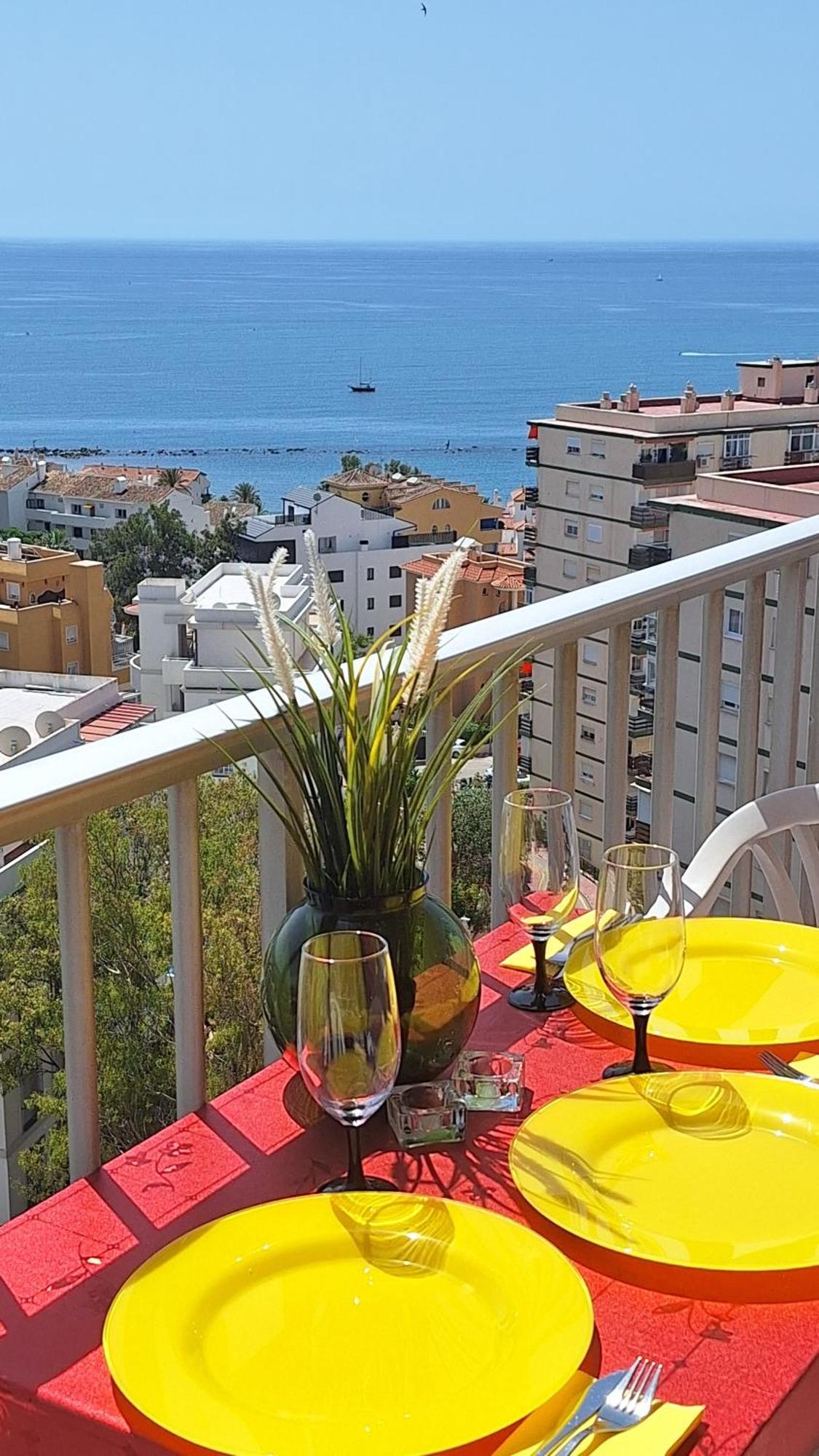 Jupiter Sea View Apartament *